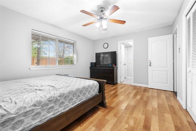 10530 Towne Square Road, Sugar Land, TX 77498