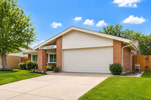 10530 Towne Square Road, Sugar Land, TX 77498