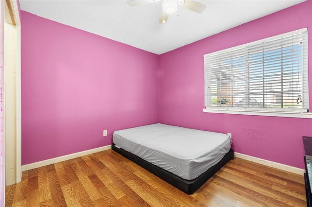 10530 Towne Square Road, Sugar Land, TX 77498