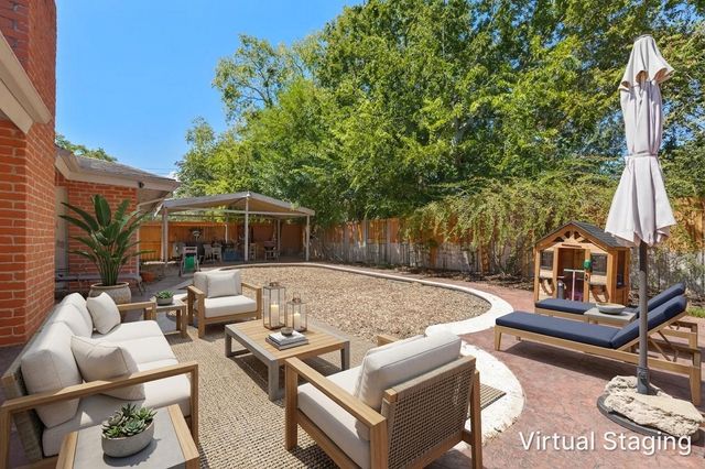 10530 Towne Square Road, Sugar Land, TX 77498