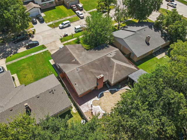 10530 Towne Square Road, Sugar Land, TX 77498