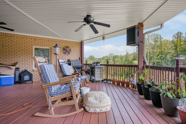 298 Langford Rd, Waverly, TN 37185