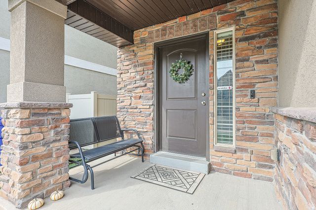 1021 N 740 W, Centerville, UT 84014