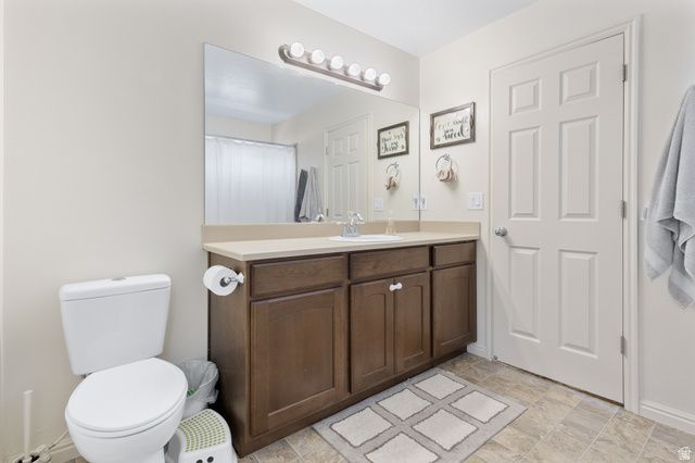 1021 N 740 W, Centerville, UT 84014