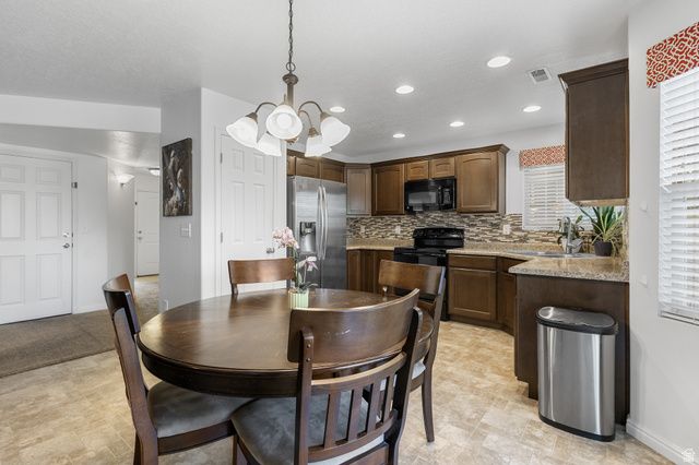 1021 N 740 W, Centerville, UT 84014