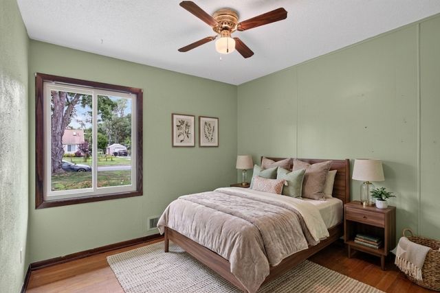 8801 Dunlap Avenue, Circle Pines, MN 55014