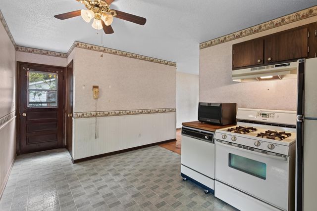 8801 Dunlap Avenue, Circle Pines, MN 55014