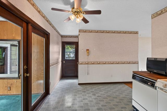 8801 Dunlap Avenue, Circle Pines, MN 55014