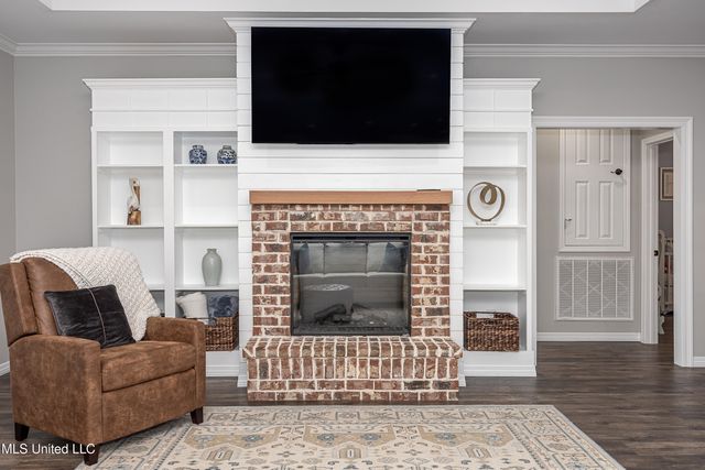 8817 Stonewall Street, Ocean Springs, MS 39564