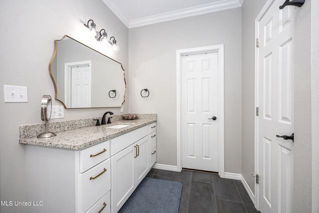 8817 Stonewall Street, Ocean Springs, MS 39564