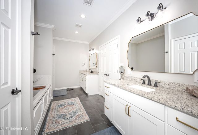 8817 Stonewall Street, Ocean Springs, MS 39564