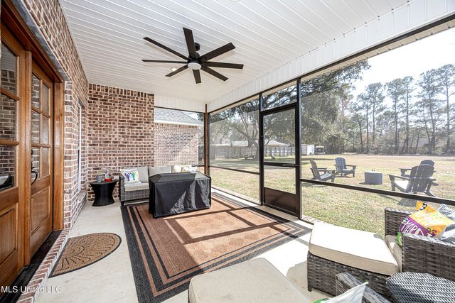 8817 Stonewall Street, Ocean Springs, MS 39564