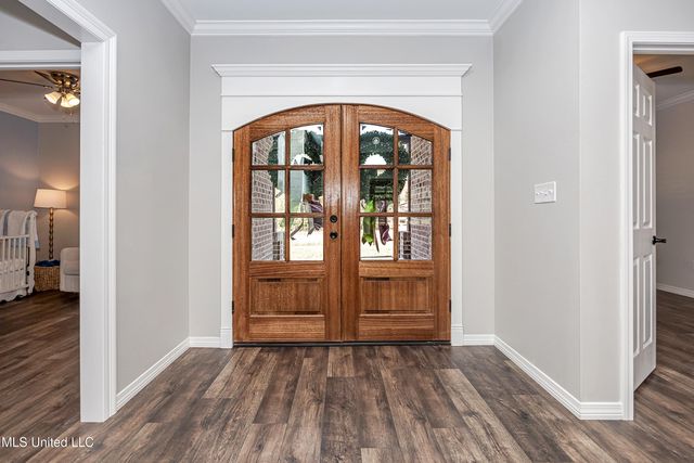 8817 Stonewall Street, Ocean Springs, MS 39564