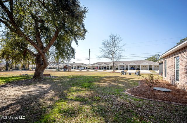 8817 Stonewall Street, Ocean Springs, MS 39564