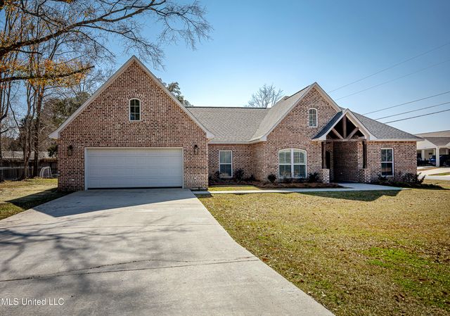 8817 Stonewall Street, Ocean Springs, MS 39564