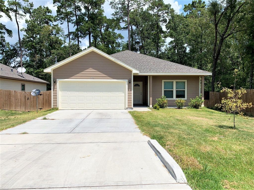 21518 Little Wolf Drive, Crosby, TX 77532