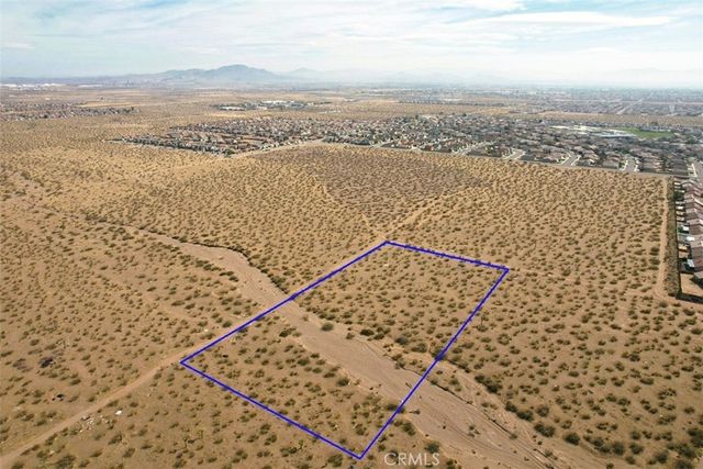 8 Maricopa Road, Victorville, CA 92392
