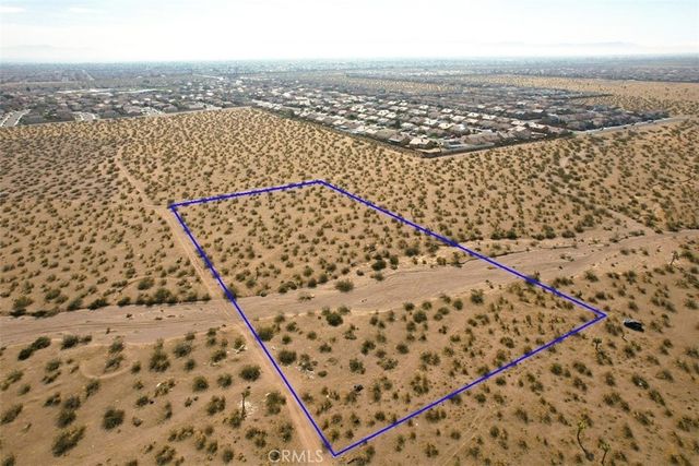 8 Maricopa Road, Victorville, CA 92392