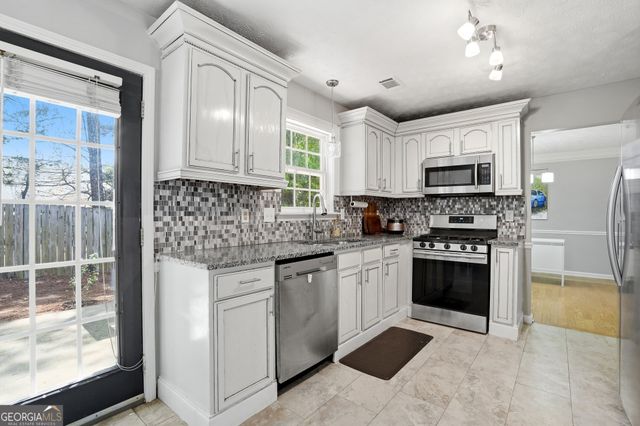 3603 Stephens Creek Court, Loganville, GA 30052