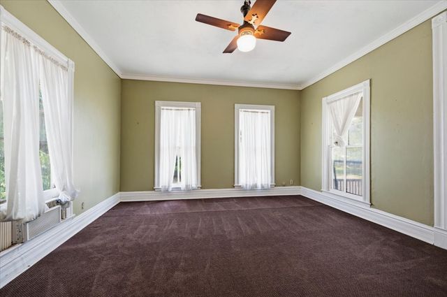 200 S Hawkins Street, Waxahachie, TX 75165