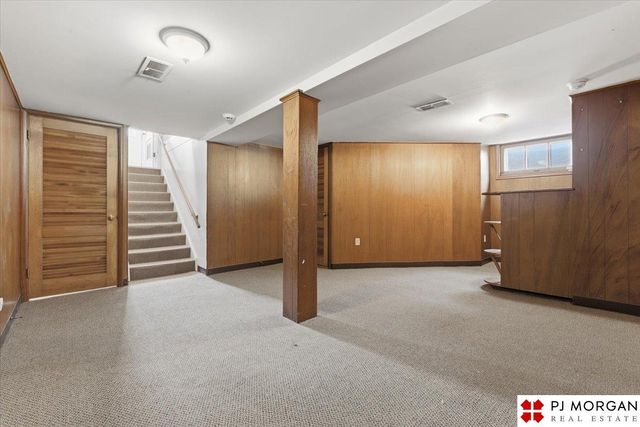 5106 Nicholas Street, Omaha, NE 68132