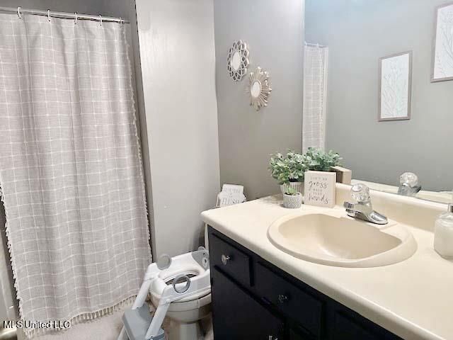 25 David Johnson Road, Poplarville, MS 39470