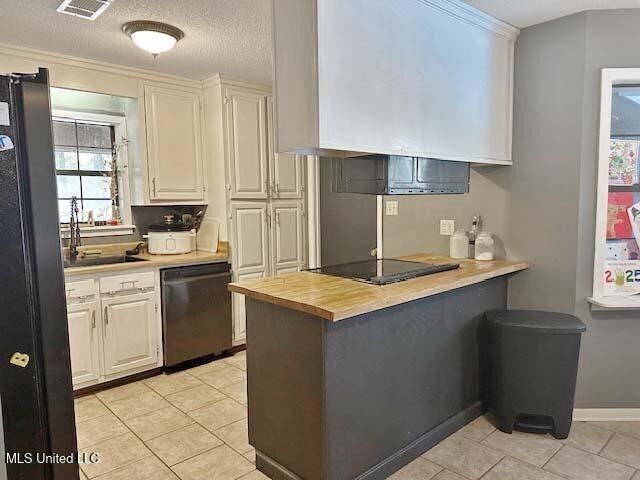 25 David Johnson Road, Poplarville, MS 39470