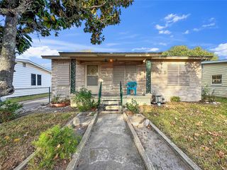 3434 Kay St, Corpus Christi, TX 78411