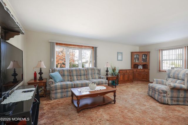 104 Therese Avenue, Keyport, NJ 07735