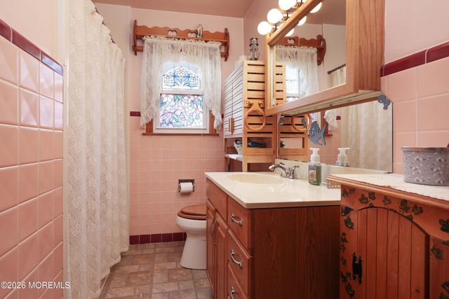 104 Therese Avenue, Keyport, NJ 07735