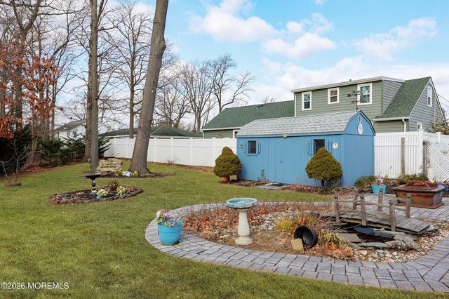 104 Therese Avenue, Keyport, NJ 07735