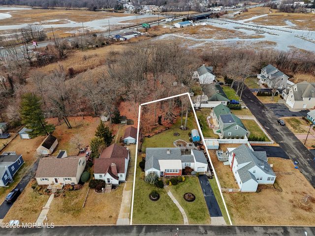 104 Therese Avenue, Keyport, NJ 07735