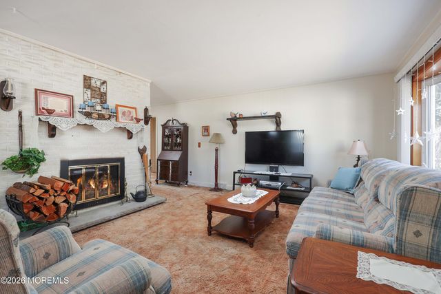 104 Therese Avenue, Keyport, NJ 07735