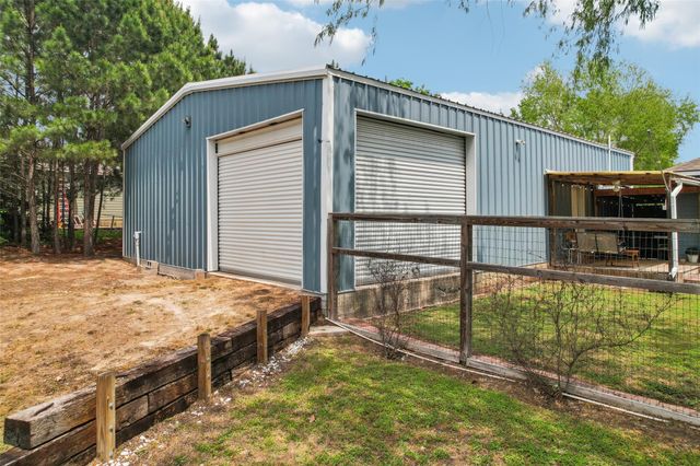 103 Bonham LN, Paige, TX 78659