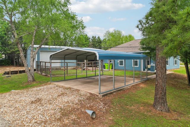 103 Bonham LN, Paige, TX 78659