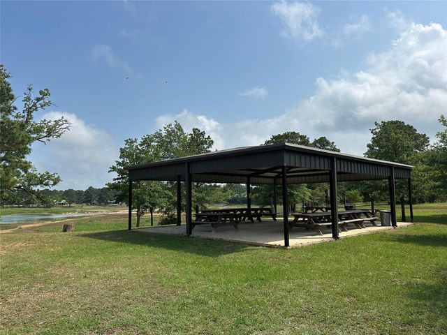 103 Bonham LN, Paige, TX 78659
