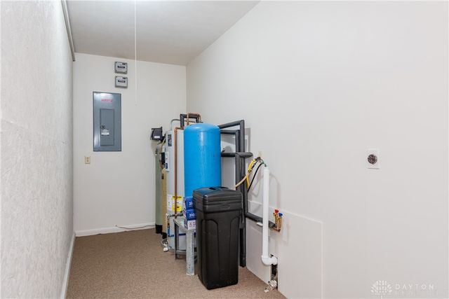2676 Waynesville Jamestown Road, Caesarcreek Twp, OH 45385