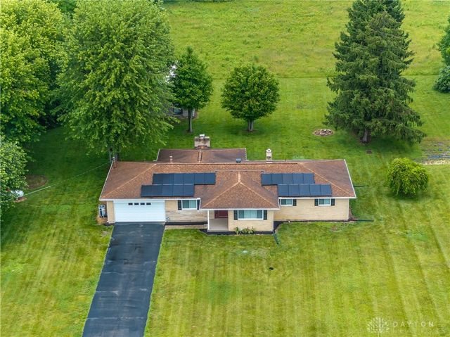 2676 Waynesville Jamestown Road, Caesarcreek Twp, OH 45385