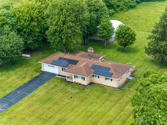 2676 Waynesville Jamestown Road, Caesarcreek Twp, OH 45385