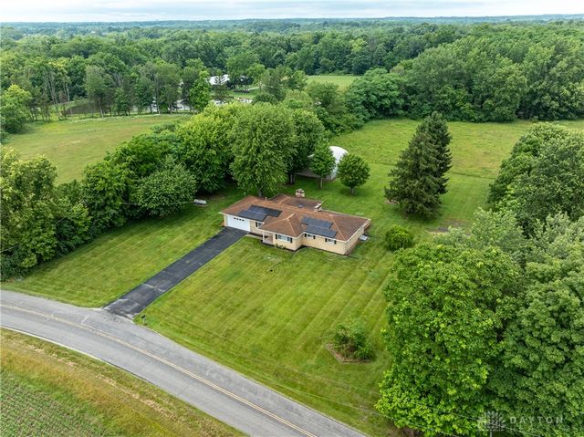 2676 Waynesville Jamestown Road, Caesarcreek Twp, OH 45385