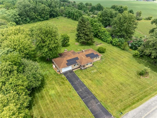 2676 Waynesville Jamestown Road, Caesarcreek Twp, OH 45385