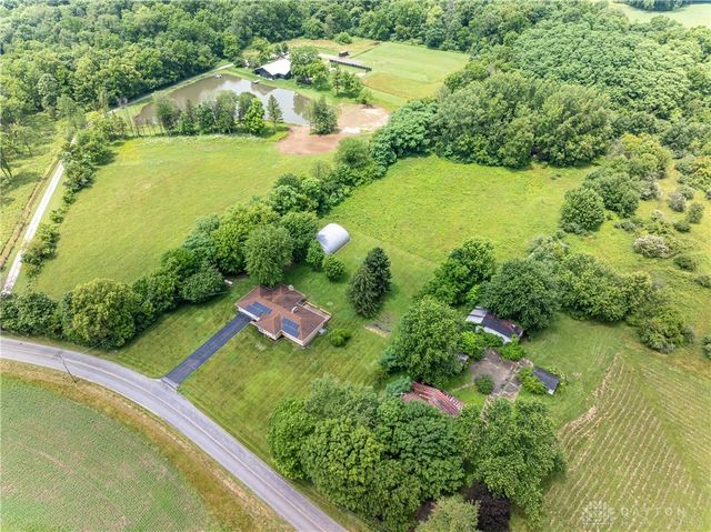 2676 Waynesville Jamestown Road, Caesarcreek Twp, OH 45385