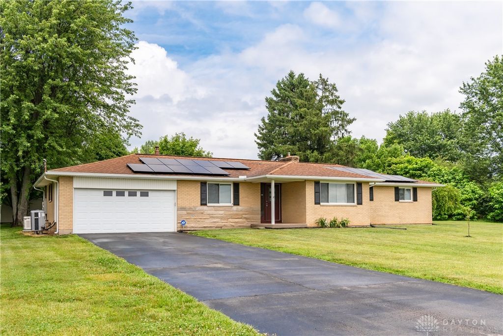 2676 Waynesville Jamestown Road, Caesarcreek Twp, OH 45385