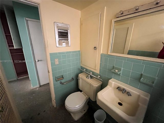 508 Antioch Ave 6, Fort Lauderdale, FL 33304