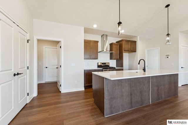11204 Portage Drive, Papillion, NE 68046