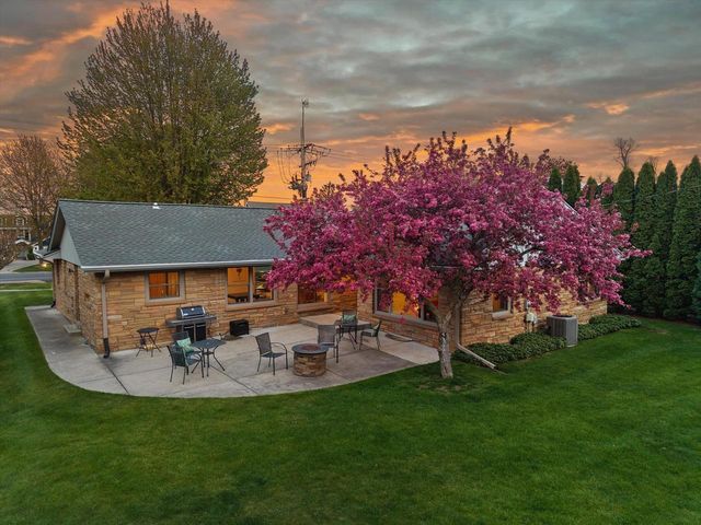 6419 Lake DRIVE, Fox Point, WI 53217