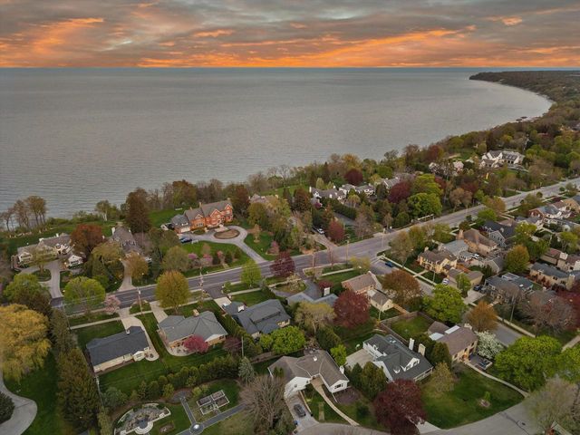 6419 Lake DRIVE, Fox Point, WI 53217