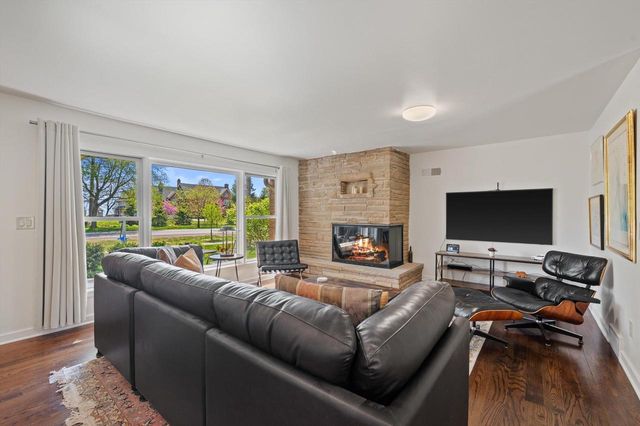 6419 Lake DRIVE, Fox Point, WI 53217