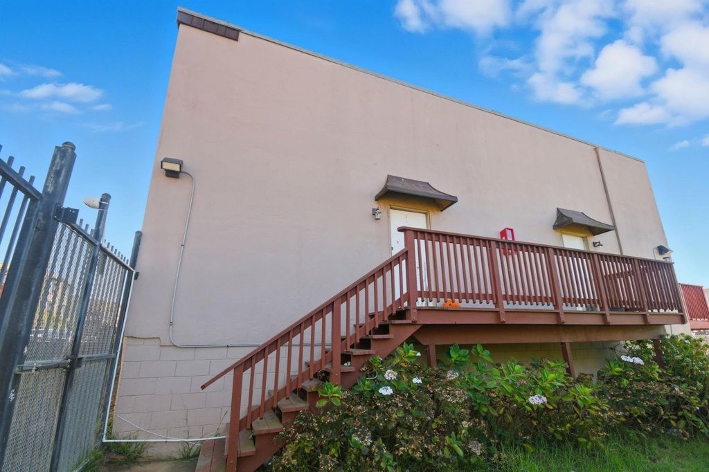 Image 26 of property listing at 576 576 Sylvan St 20, Daly City, CA 94014