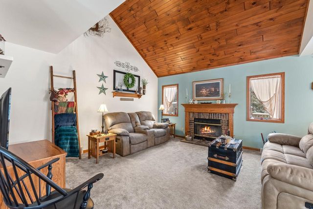 W1072 Hilltop ROAD, Rubicon, WI 53078